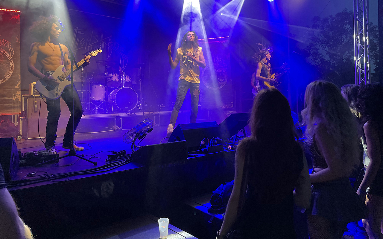 Körperlich dünn aber musikalisch dick: Lions' Rage